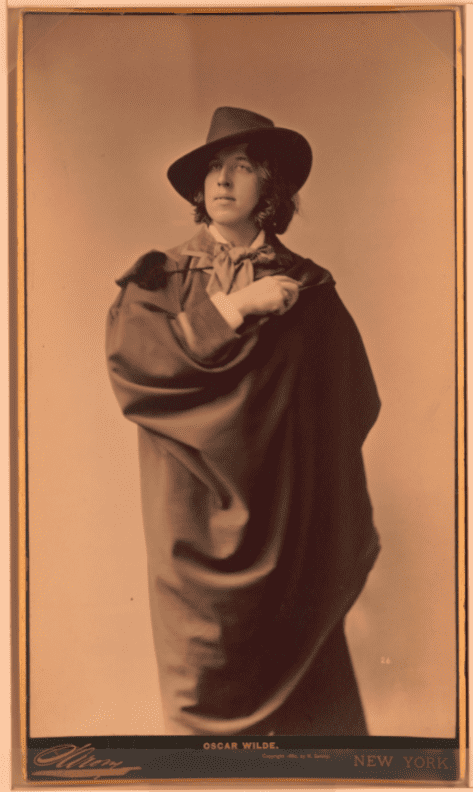 Figure 1: Napoleon Sarony, Number 26, 1882-1883, photograph, size 454x759 cm. Harry Ransom Center, The University of Texas. https://www.oscarwildeinamerica.org/sarony/sarony-photographs-of-oscar-wilde-1882.html.