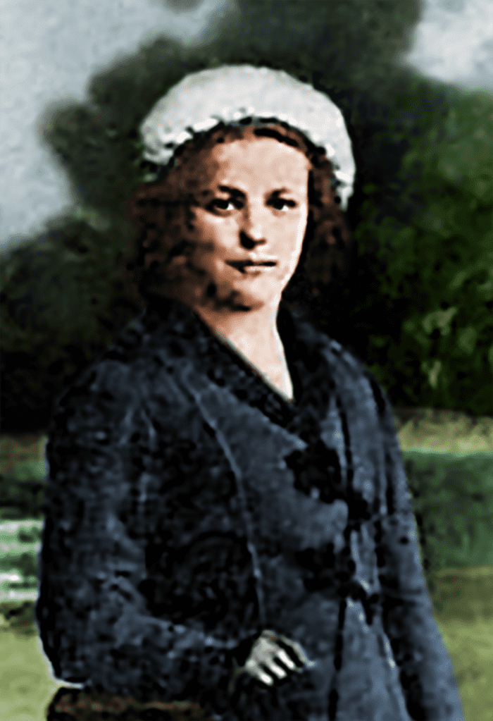 Nina Petrova. Vladivostok, 1912. Edited and colorized by Alexander Derwinter