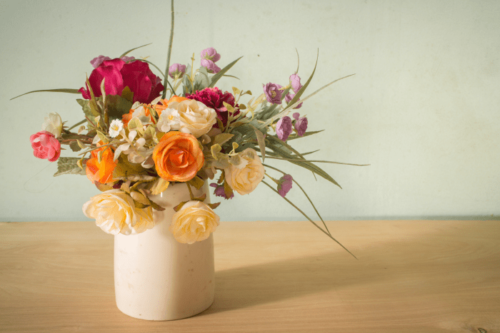 How To Extend The Life Of Cut Flowers