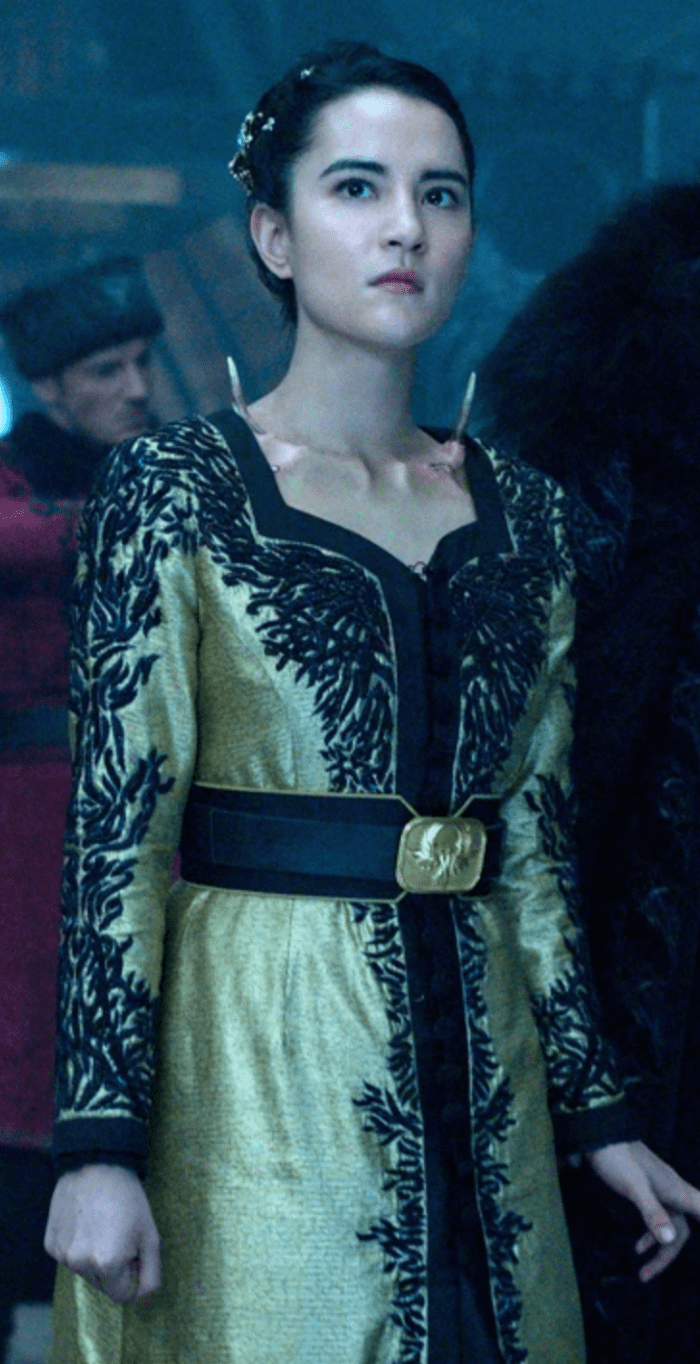 Alina Starkov’s 5 Best Costumes From Season 1 of “Shadow and Bone ...