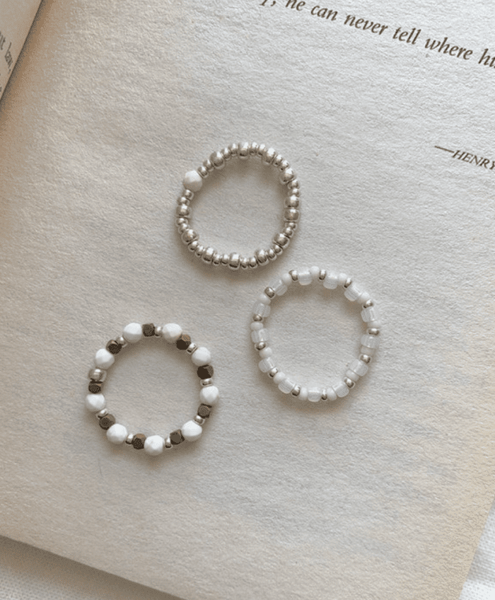 Beadwork 101 A Beginner's Guide to Creating Beautiful Jewelry and Art