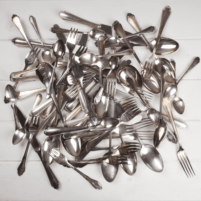 9 Tips on Cleaning and Caring for Silverplate Flatware or Silverware