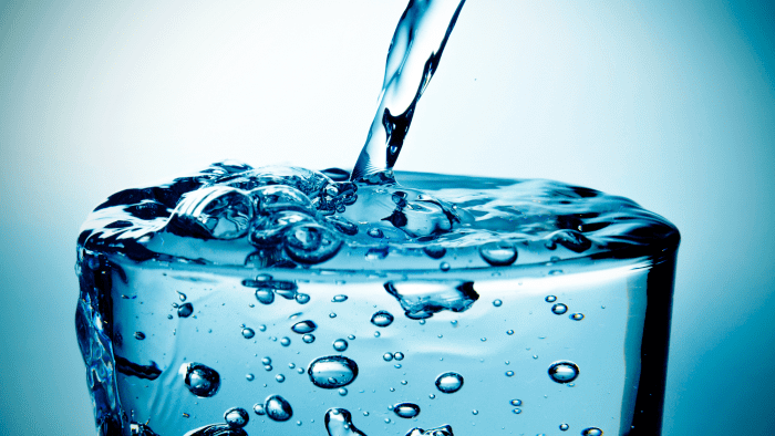 5 Incredible Properties of Water - Owlcation