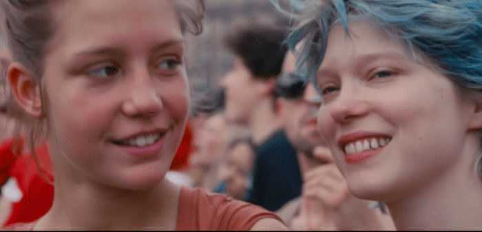 Emma's hair is bright blue when Adèle first meets her, representing the initial phase of their exciting, new connection. To Adèle, Emma represents young adult life, new thrills, color and bliss.