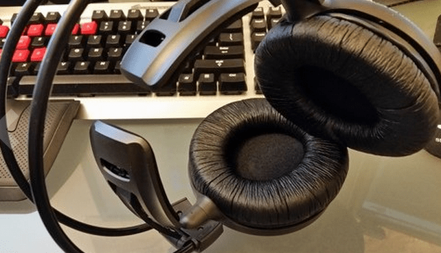 Amazing sound quality and positional audio. Not as good of bass as higher-end models, but good for the price you pay.
