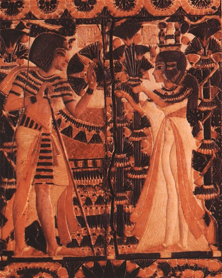 Ankhesesamun offering flowers to Tutankhamun