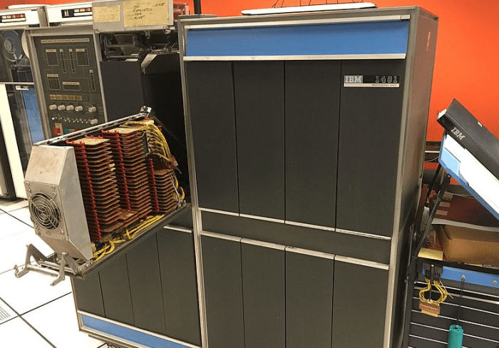 IBM 1401 computer with one circuit card access drawer opened, on display at the Computer History Museum.