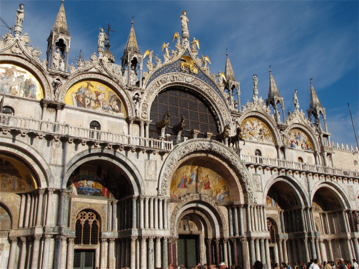 Visiting the Grand Cathedrals of Italy - WanderWisdom