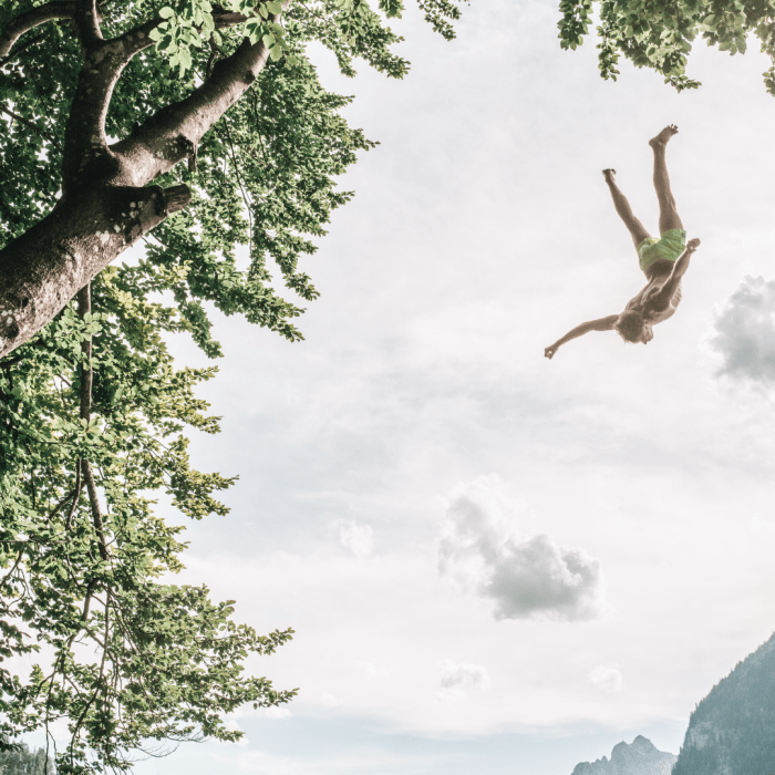 What Does It Mean to Dream That You Are Falling? Exemplore Paranormal