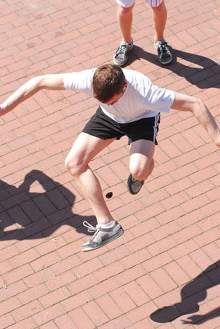 Tipps, Ratschläge und Übungen für Hacky-Sack-Anfänger | Tea Band