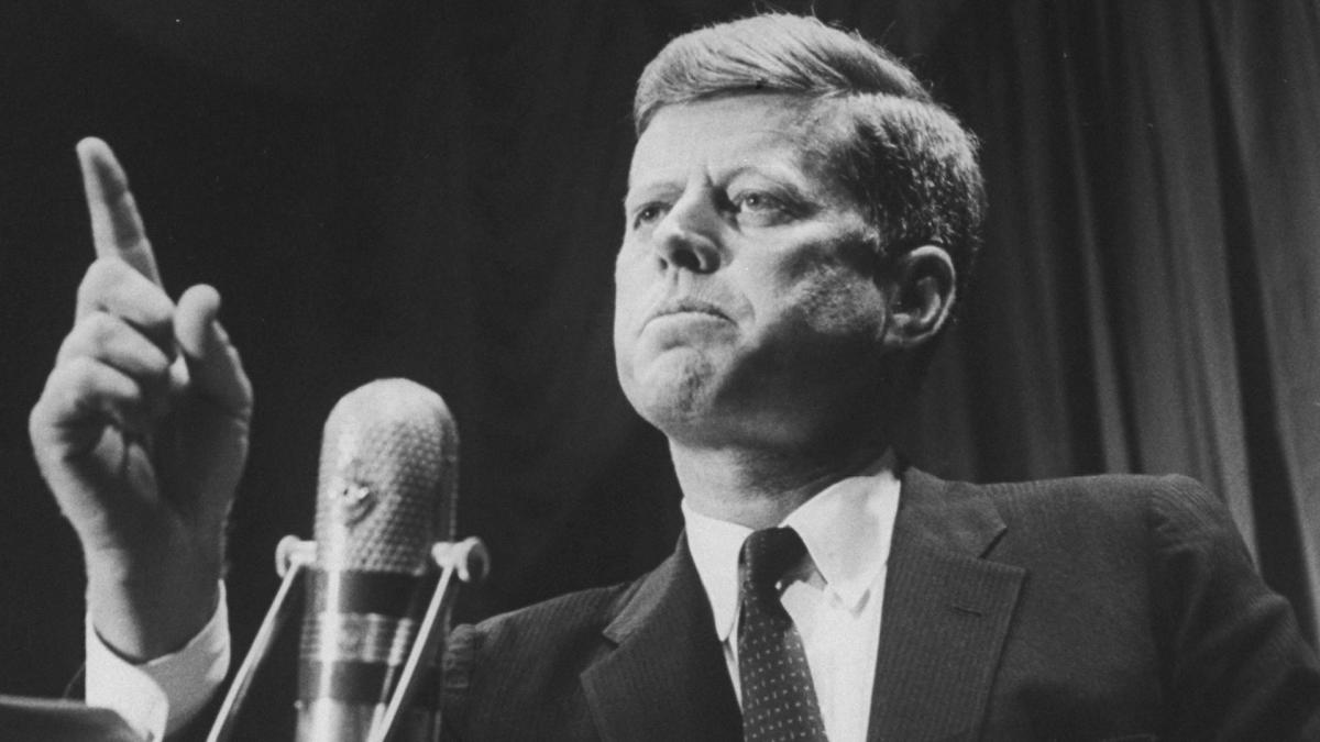 a biography of john fitzgerald kennedy family and educational background Learn the highlights of the presidency of john f kennedy john fitzgerald kennedy john f kennedy biography: a detailed look at john f kennedy's life. a biography of john fitzgerald kennedy family and educational background Learn the highlights of the presidency of john f kennedy john fitzgerald kennedy john f kennedy biography: a detailed look at john f kennedy's life.