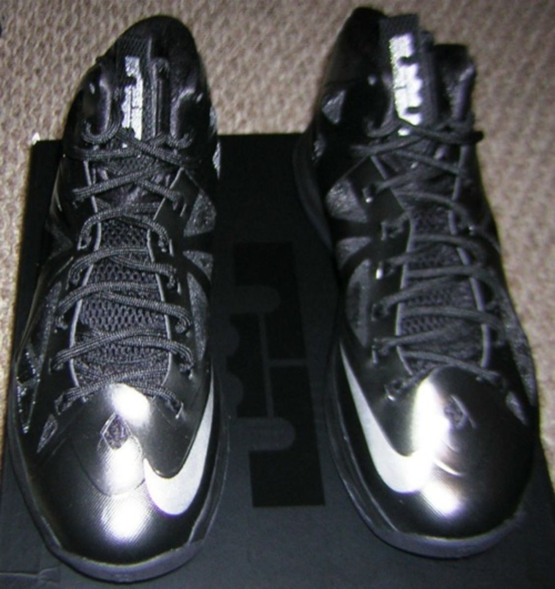 lebron x carbon
