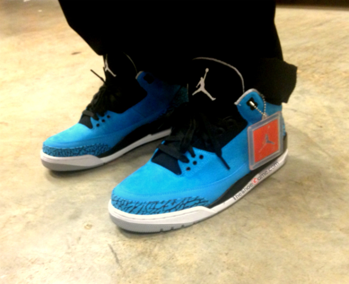 powder blue 2s