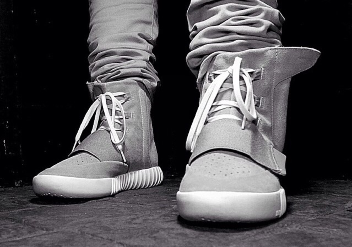 yeezy 750 fit guide