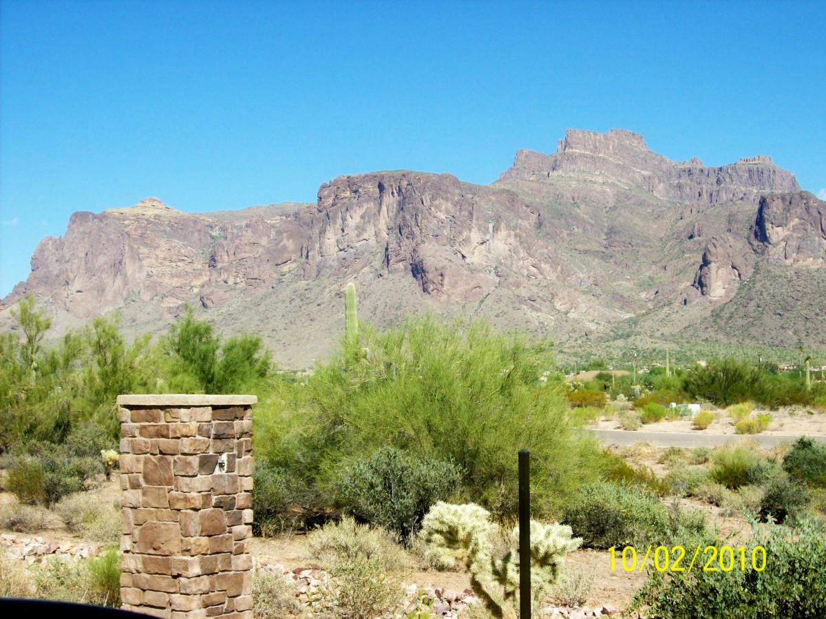 Arizona Gems: Superstition Mountain, Gonzales Pass, Picket Post Mountain, Superior, and Apache Leap
