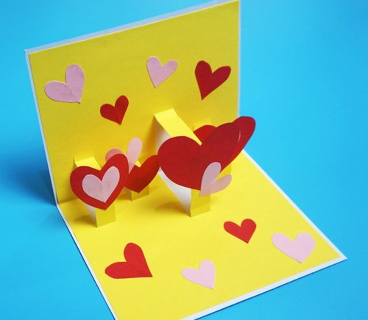 37 DIY Ideas For Making Pop Up Cards FeltMagnet