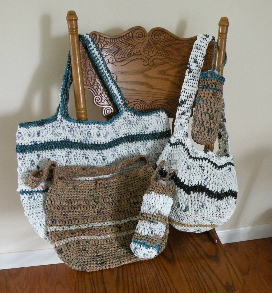 Crochet Fun Beach Bags And Totes From Recycled Plastic Bags FeltMagnet