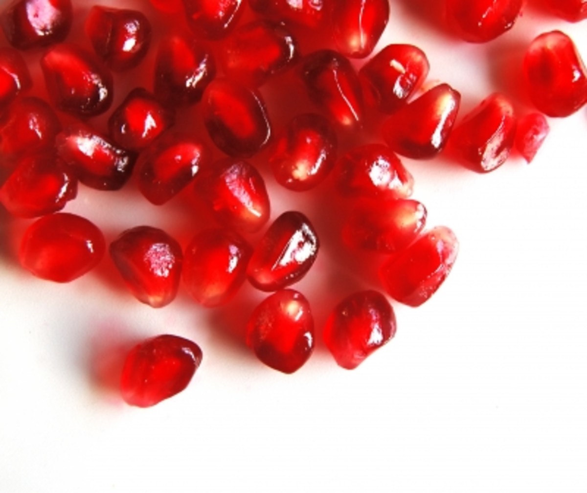 Nutritional Benefits of Pomegranate, Juice, Seeds, and Skin
