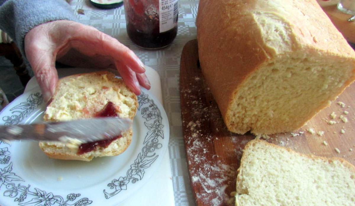 Recipe for homemade bread with jam