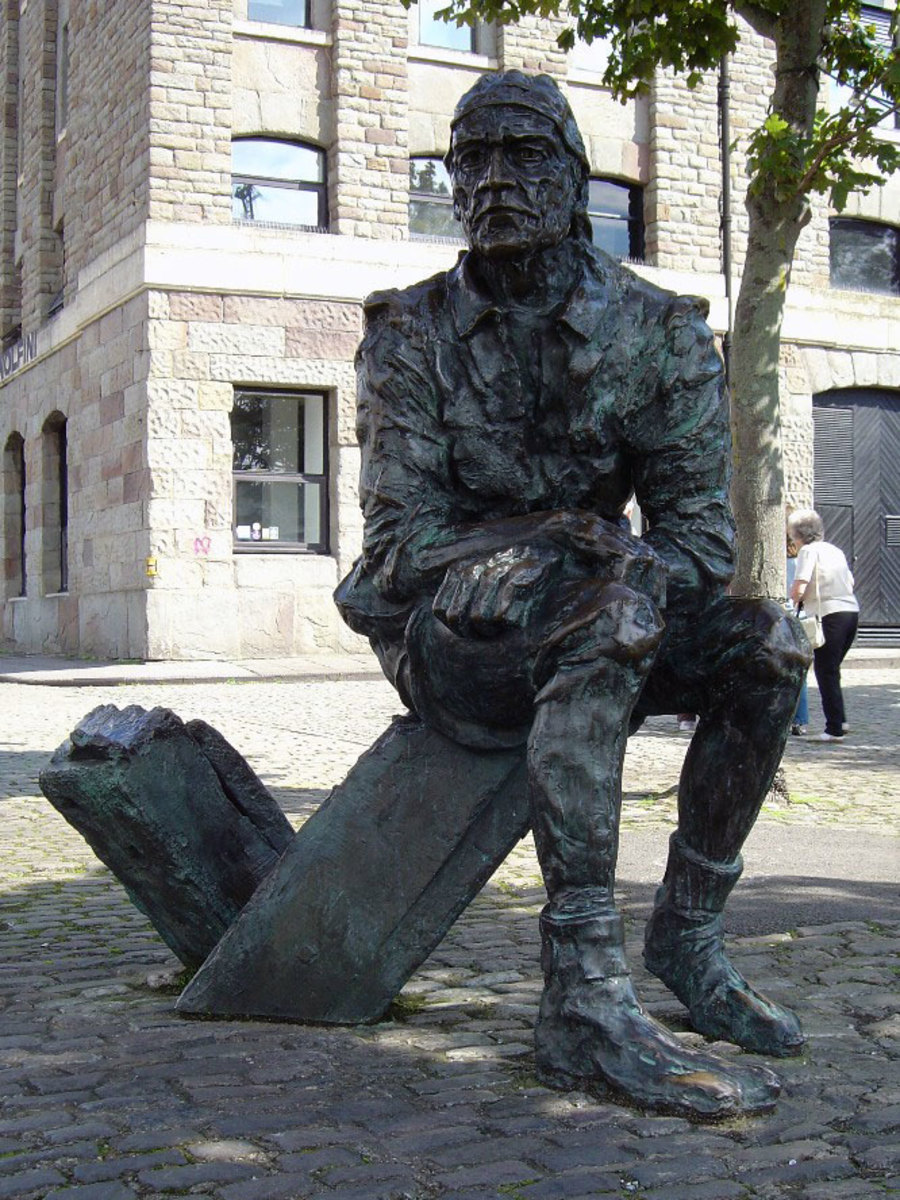 Statue of John Cabot who sailed from Bristol, England in 1497 to discover Newfoundland.