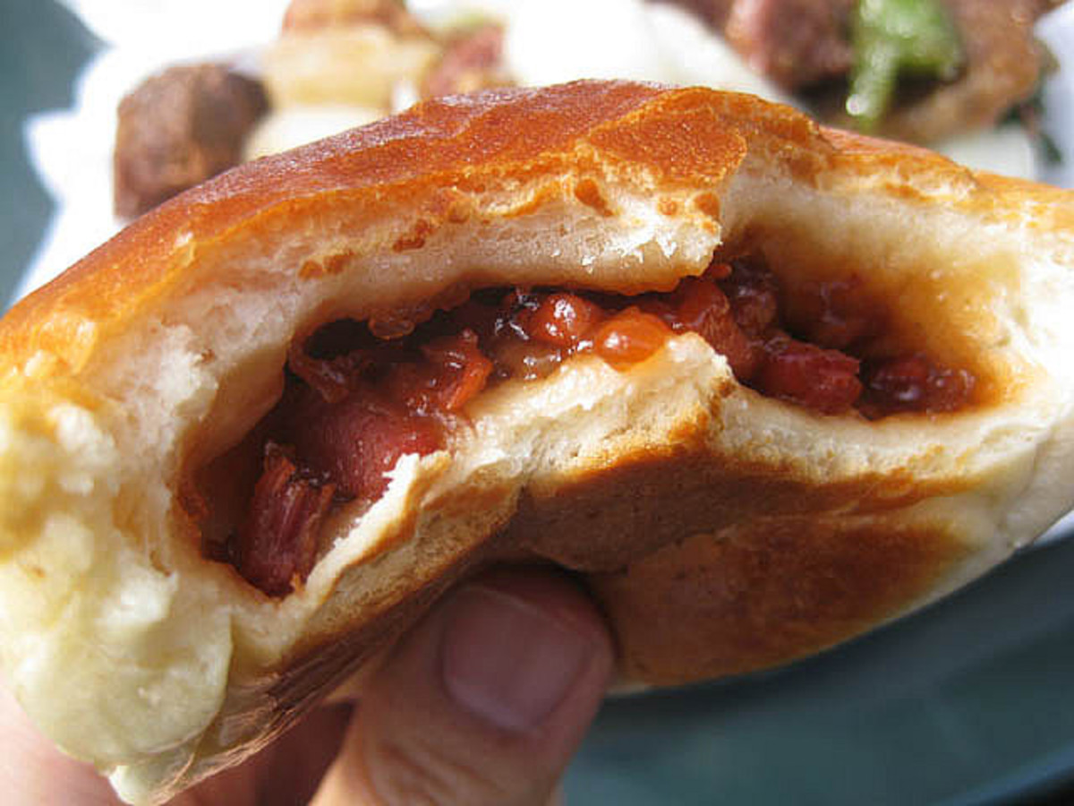 Chinese Baked Barbecued Pork Buns Recipe