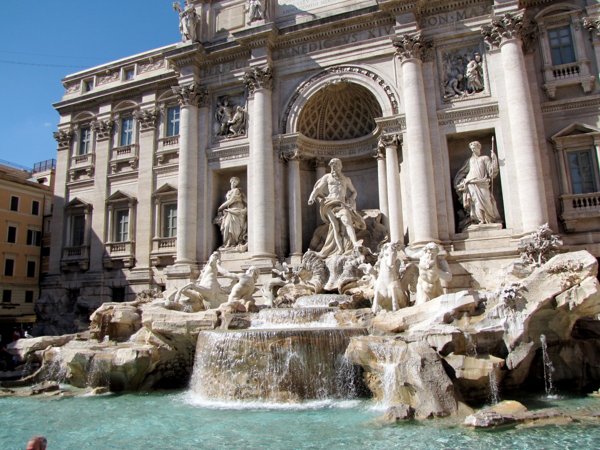 The beautiful Trevi Fountain