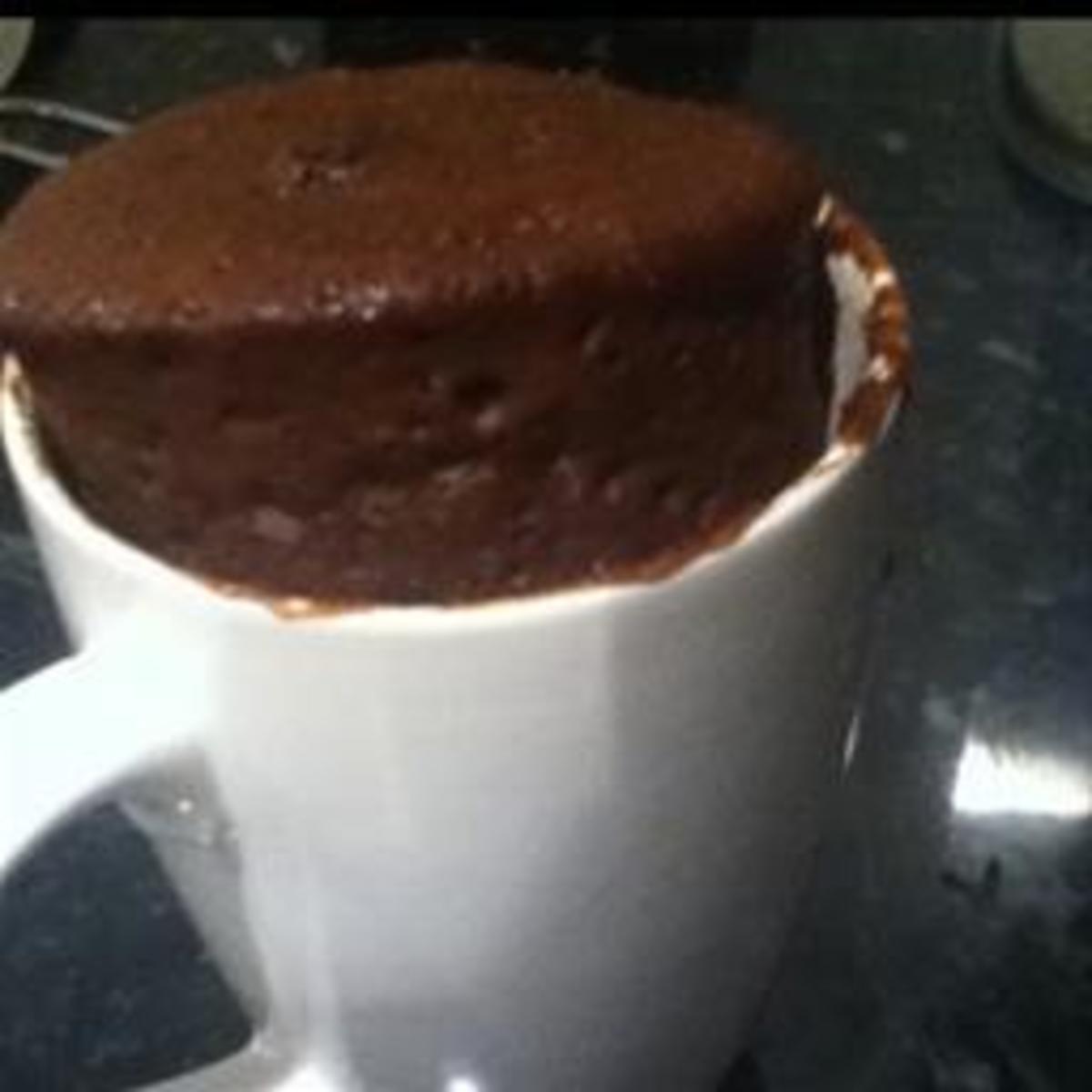 Even the kids can make chocolate cake in a mug!
