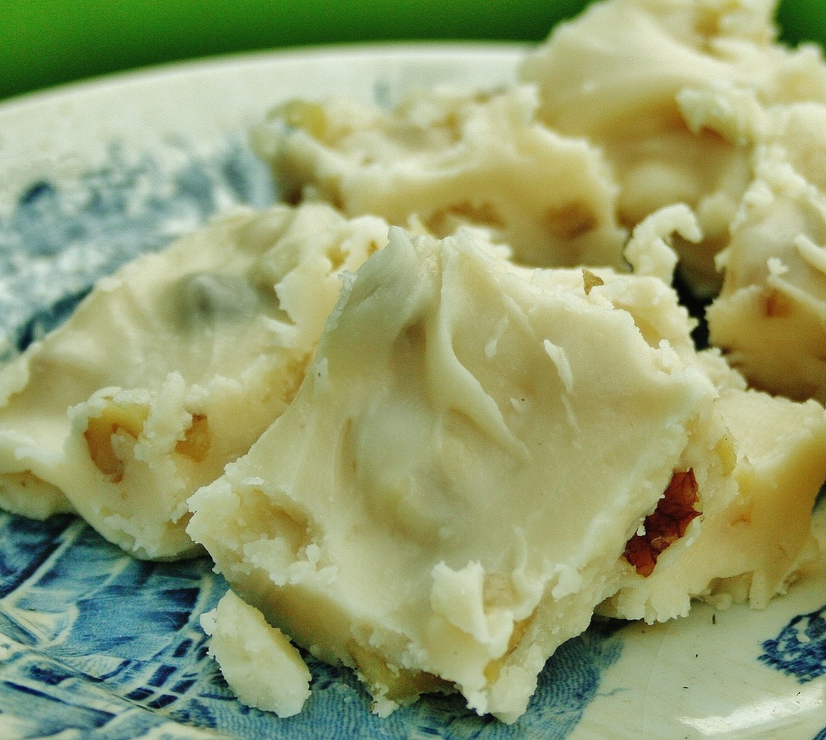 This sour cream fudge is made from milk, butter, sugar, sour cream, vanilla & walnuts.