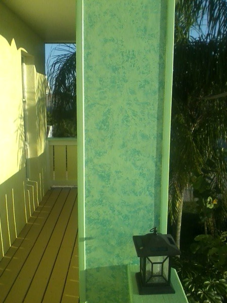 Faux Finishing a Wall Using a Plastic Bag and a Paint Roller