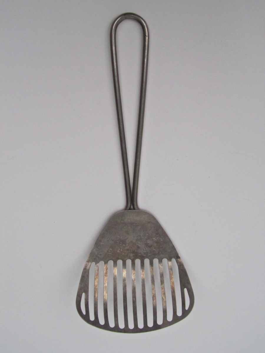The Kitchamajig is a vintage utensil that is still very useful in my kitchen.