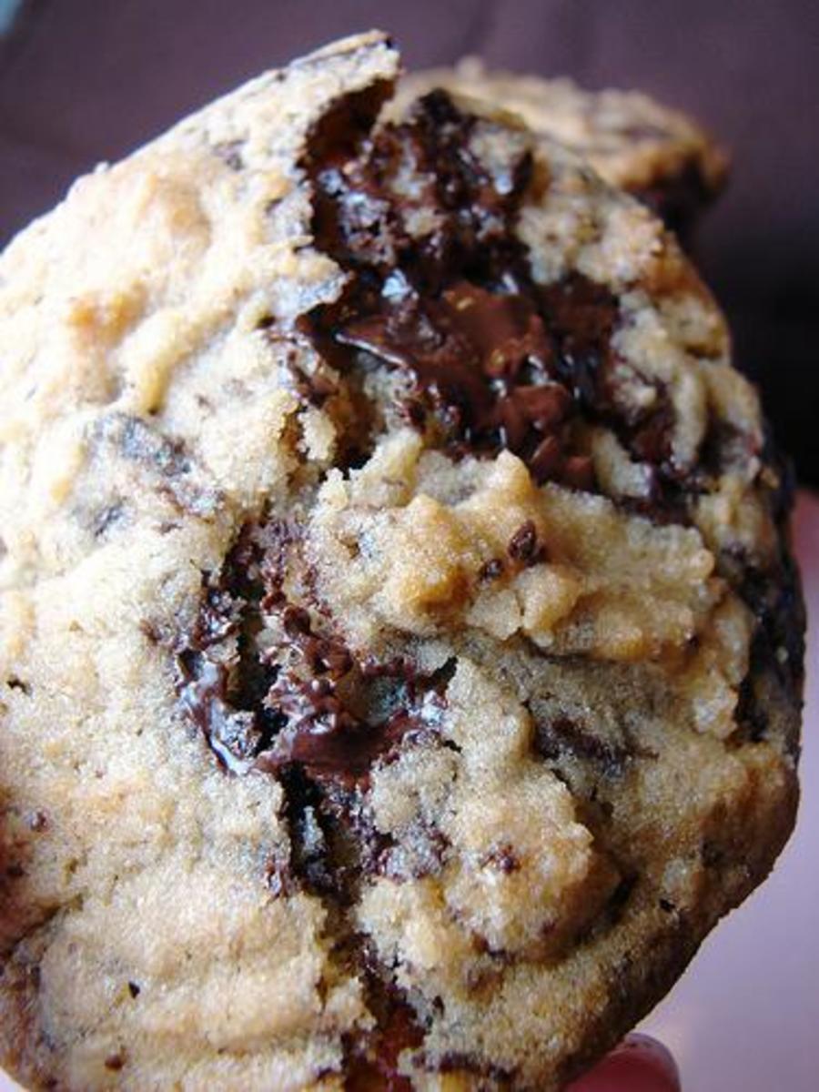 These are truly the best chocolate chip cookie that you will ever taste in your life. You won't ever find a better chocolate chip cookie than these. 