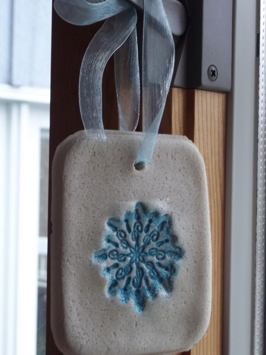 You can use salt dough to make ornaments like this one!
