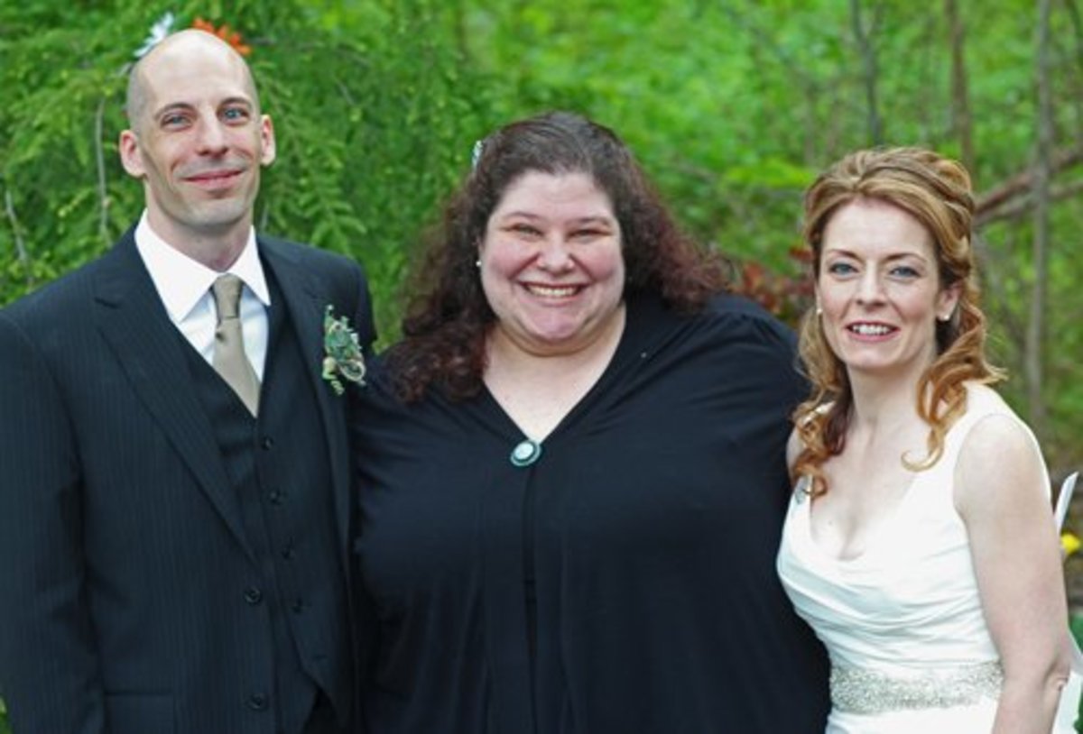 Meeting your wedding officiant