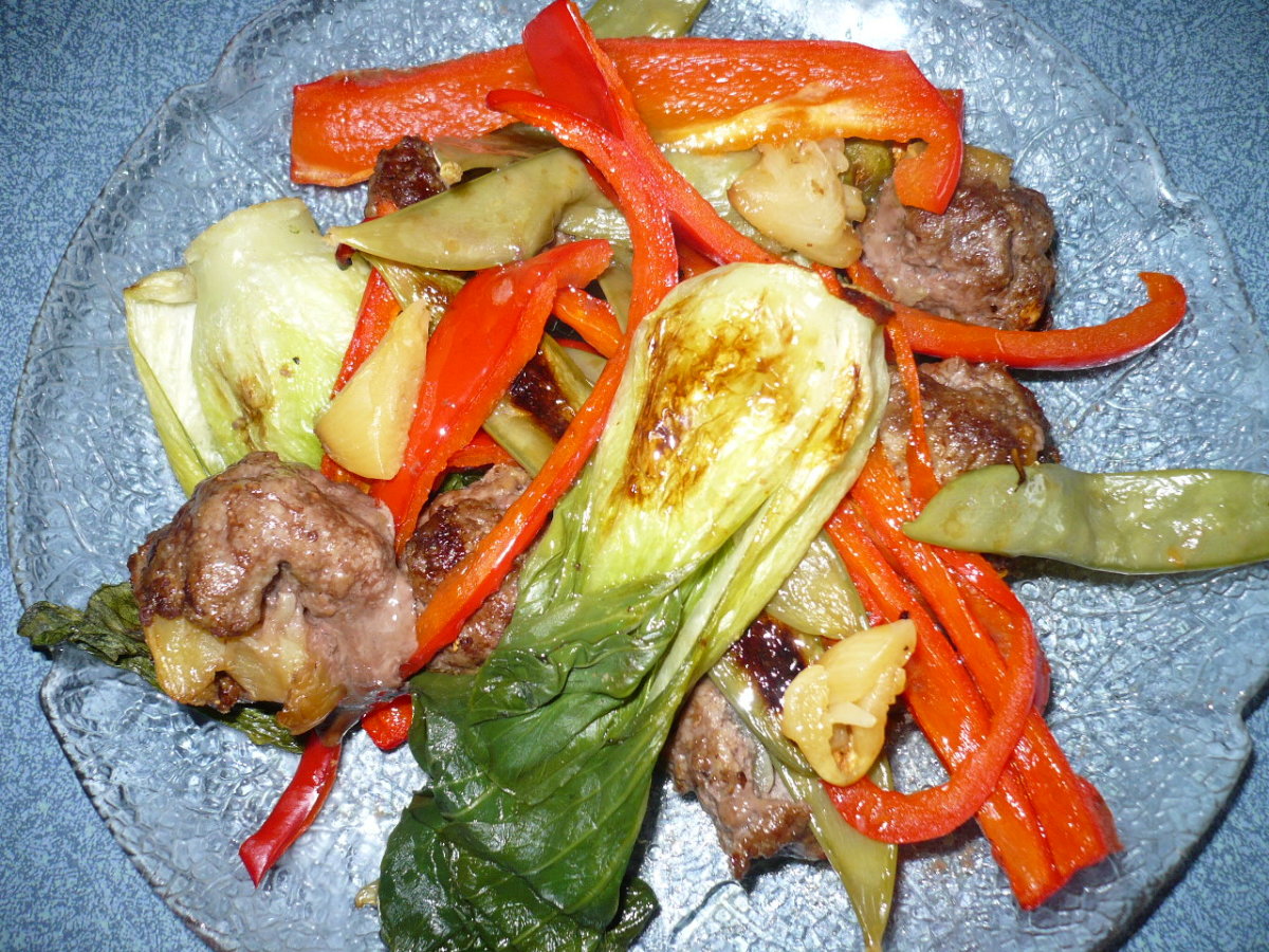 This no-fry veggie beef stir-fry recipe is full of awesome flavors.