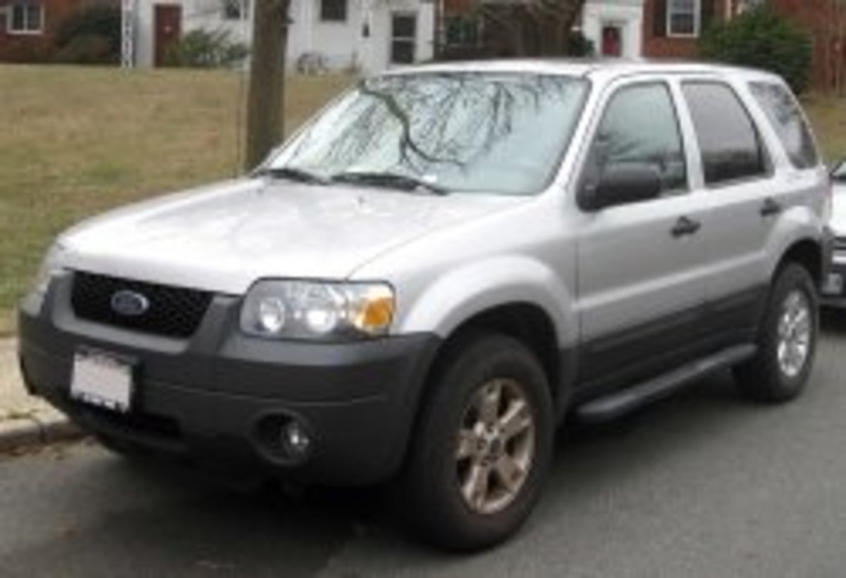 How to Change the Brake Pads on a 2006 Ford Escape