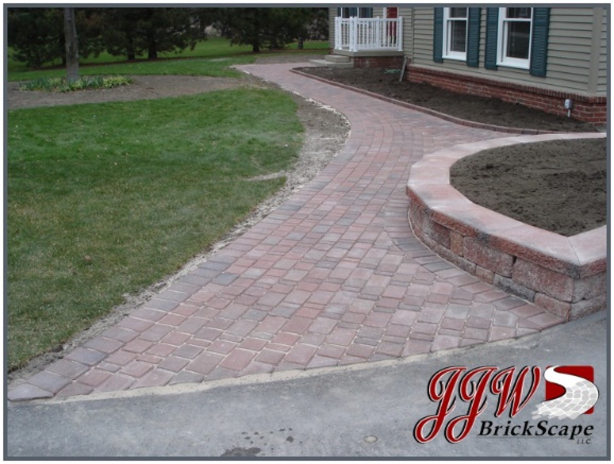 brick-pavers-landscaping-michigan