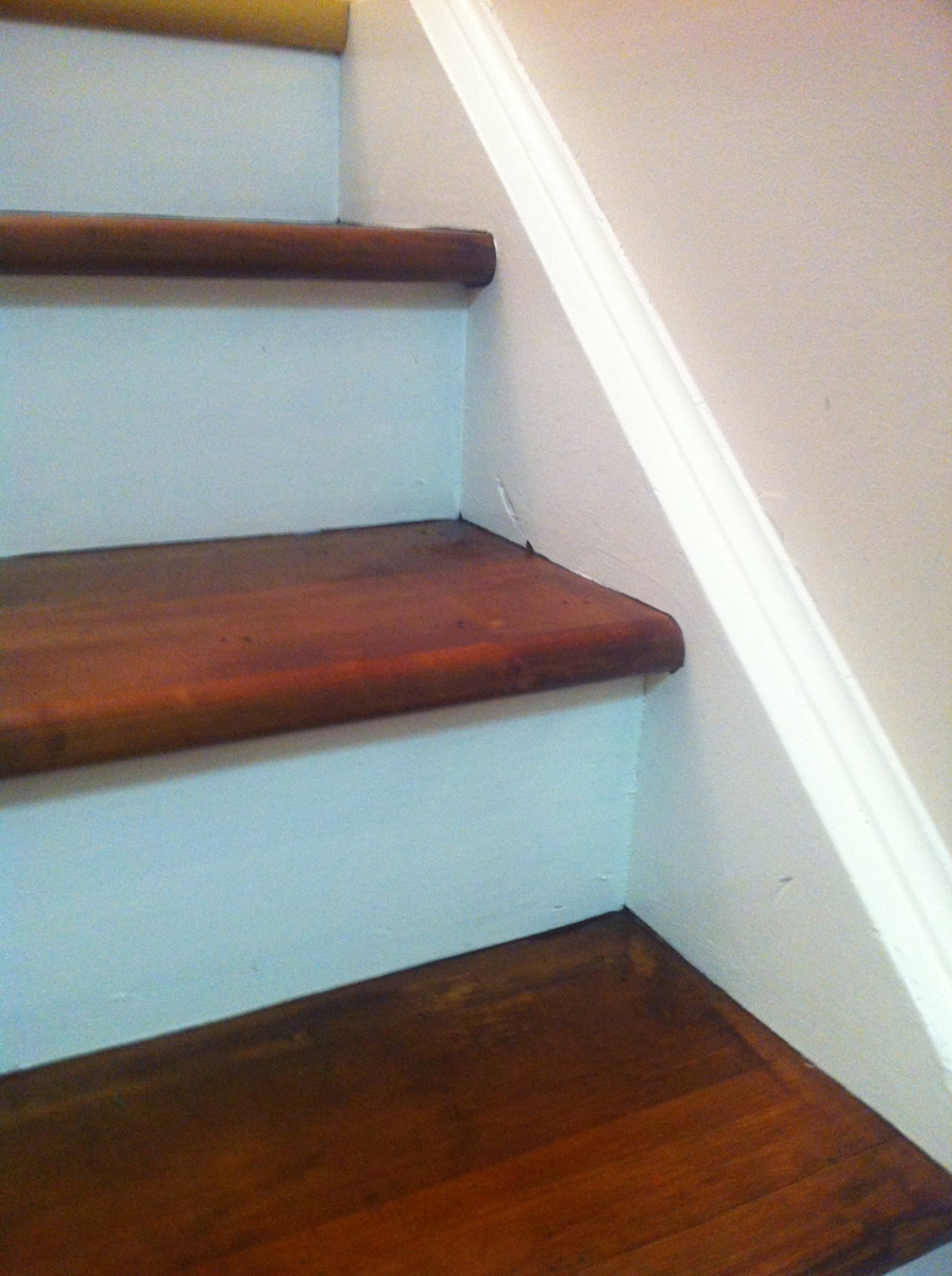 What is the Best Paint for Wooden Stairs? Essential Tips to Consider
