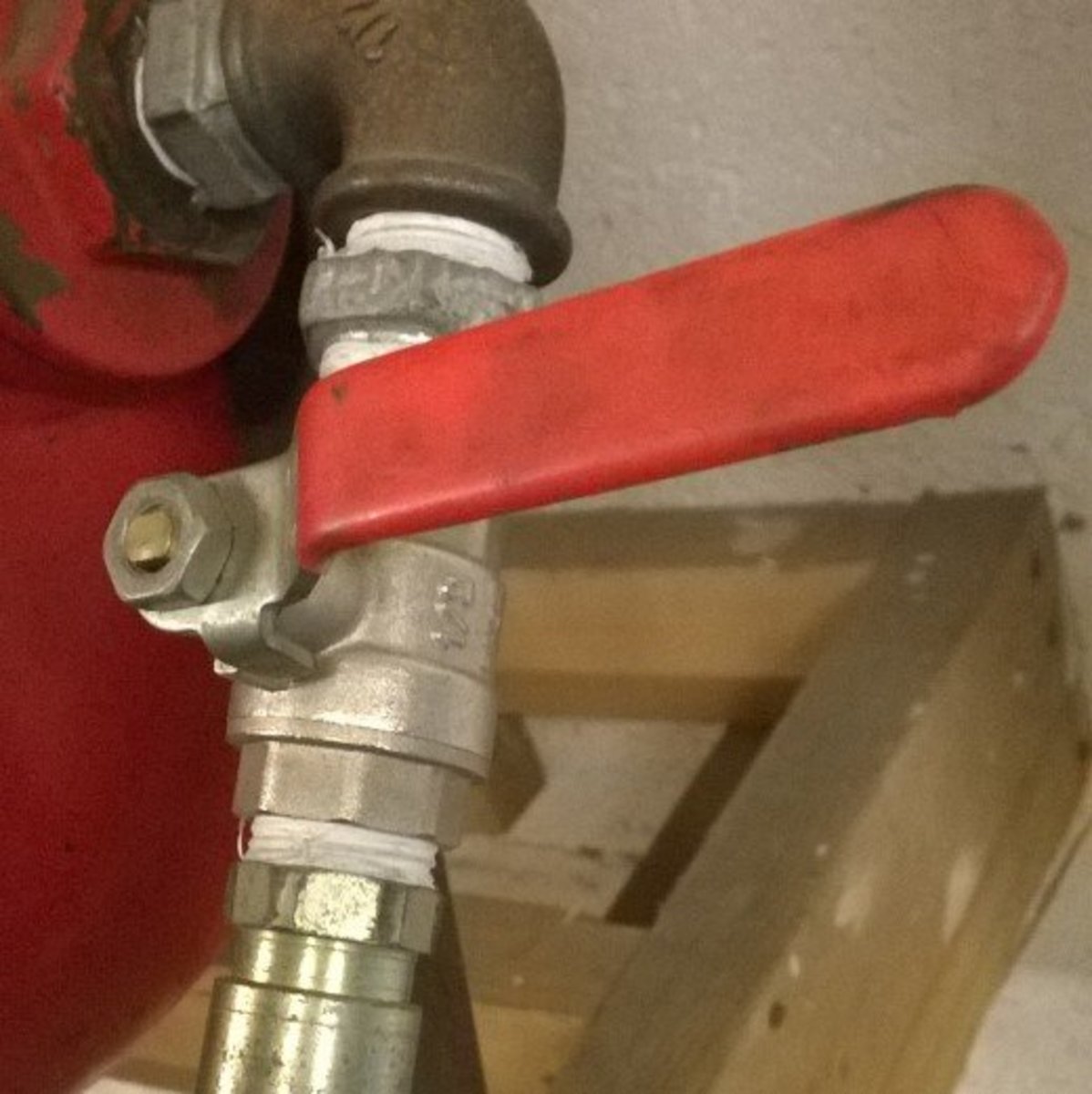 Quadrant or ball valve. This is off when the handle is perpendicular or 90 degrees to the pipe