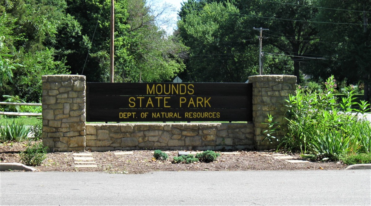 Visiting Mounds State Park in Anderson, Indiana