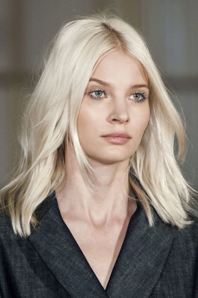 Joico Creme Lightener can help you achieve your desired shade of blonde.