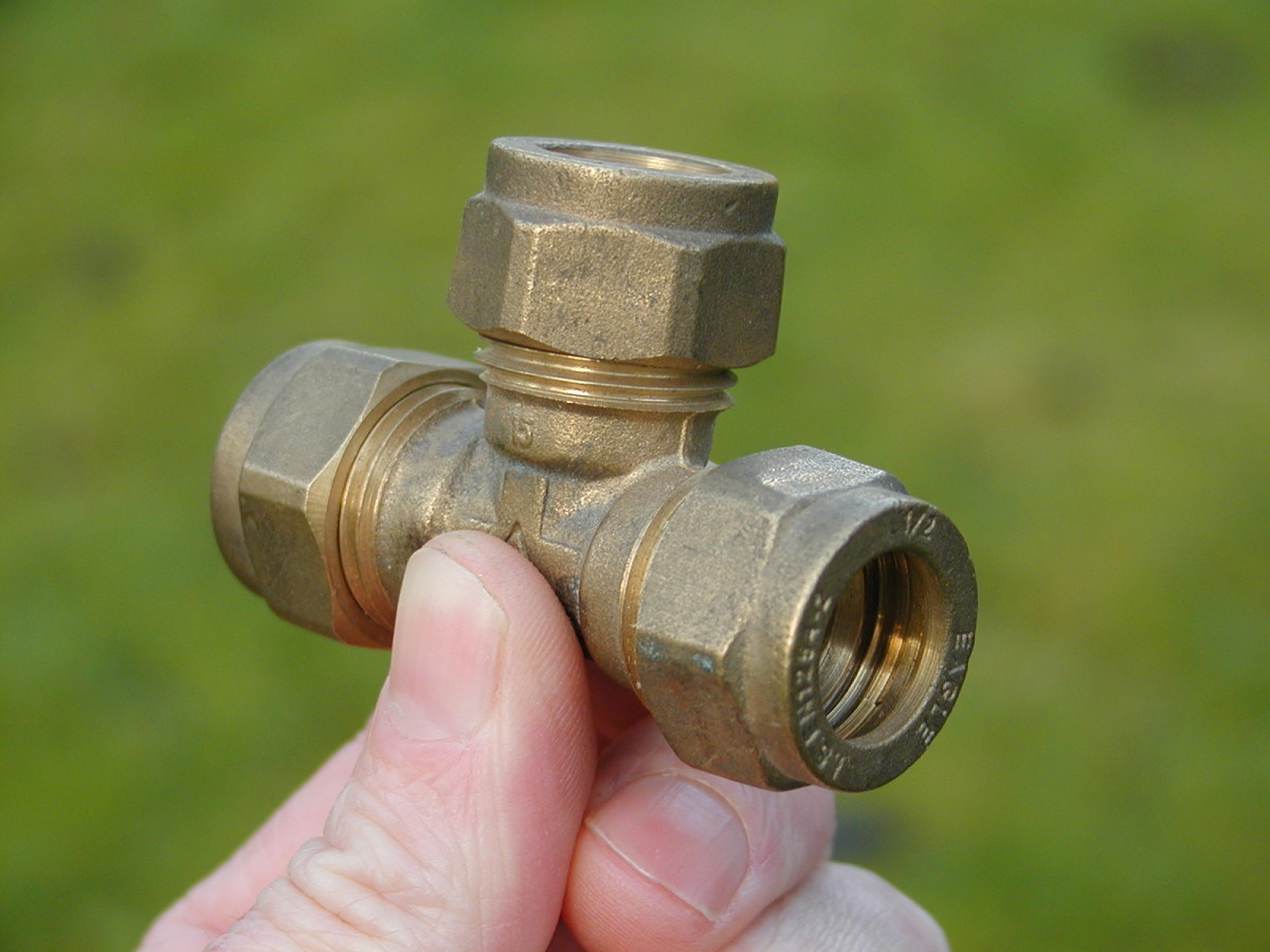 Why Your Water Pipes Are Noisy and How To Shut Them Up