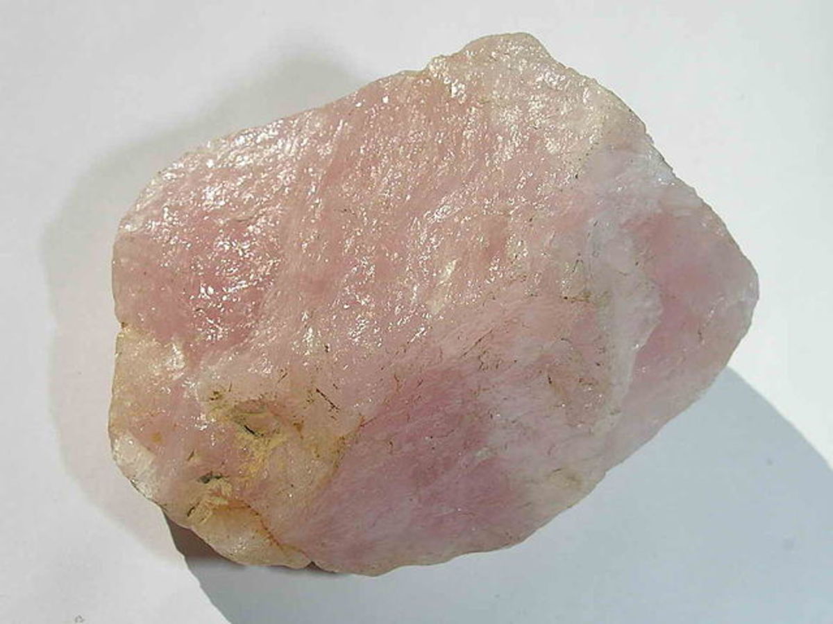 The beautiful stone of the heart in all of it's pink essence. 