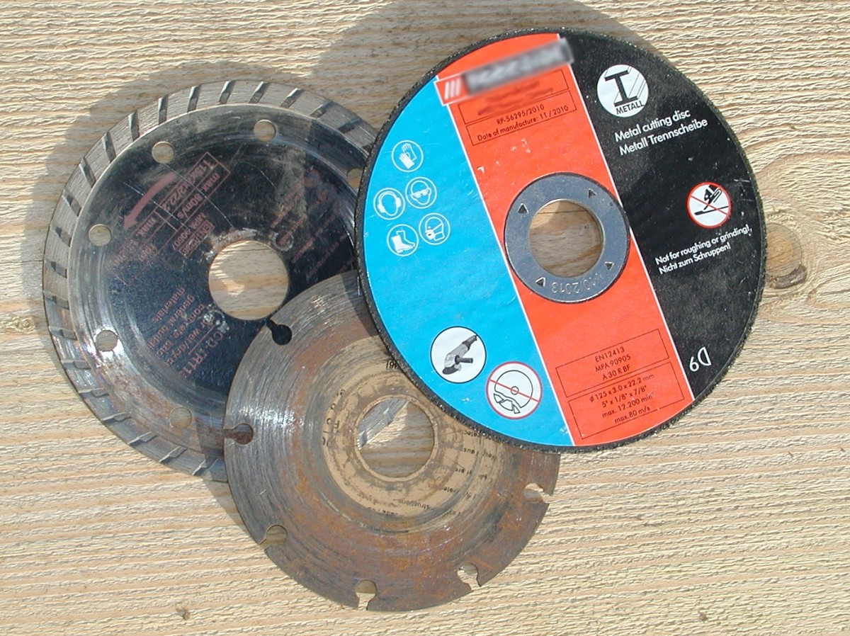 Abrasive and diamond cutting disks