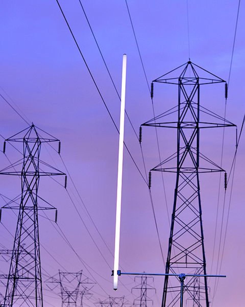 The electric field under a high voltage power line is sufficient to produce an electric discharge in a fluorescent tube.