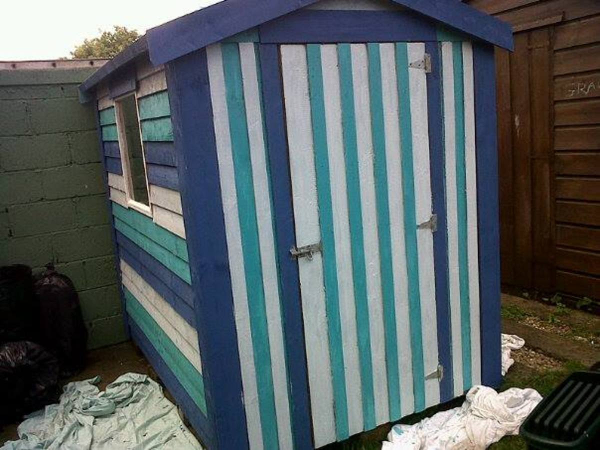How to paint your garden shed