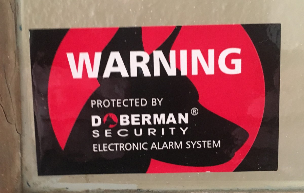 These are great, bright, alarm stickers that can be used to show you have an alarm system in your home.