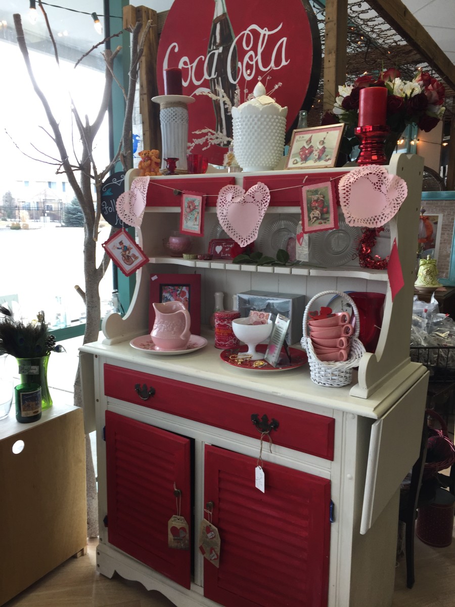 Shabby chic display in Rejunkery 