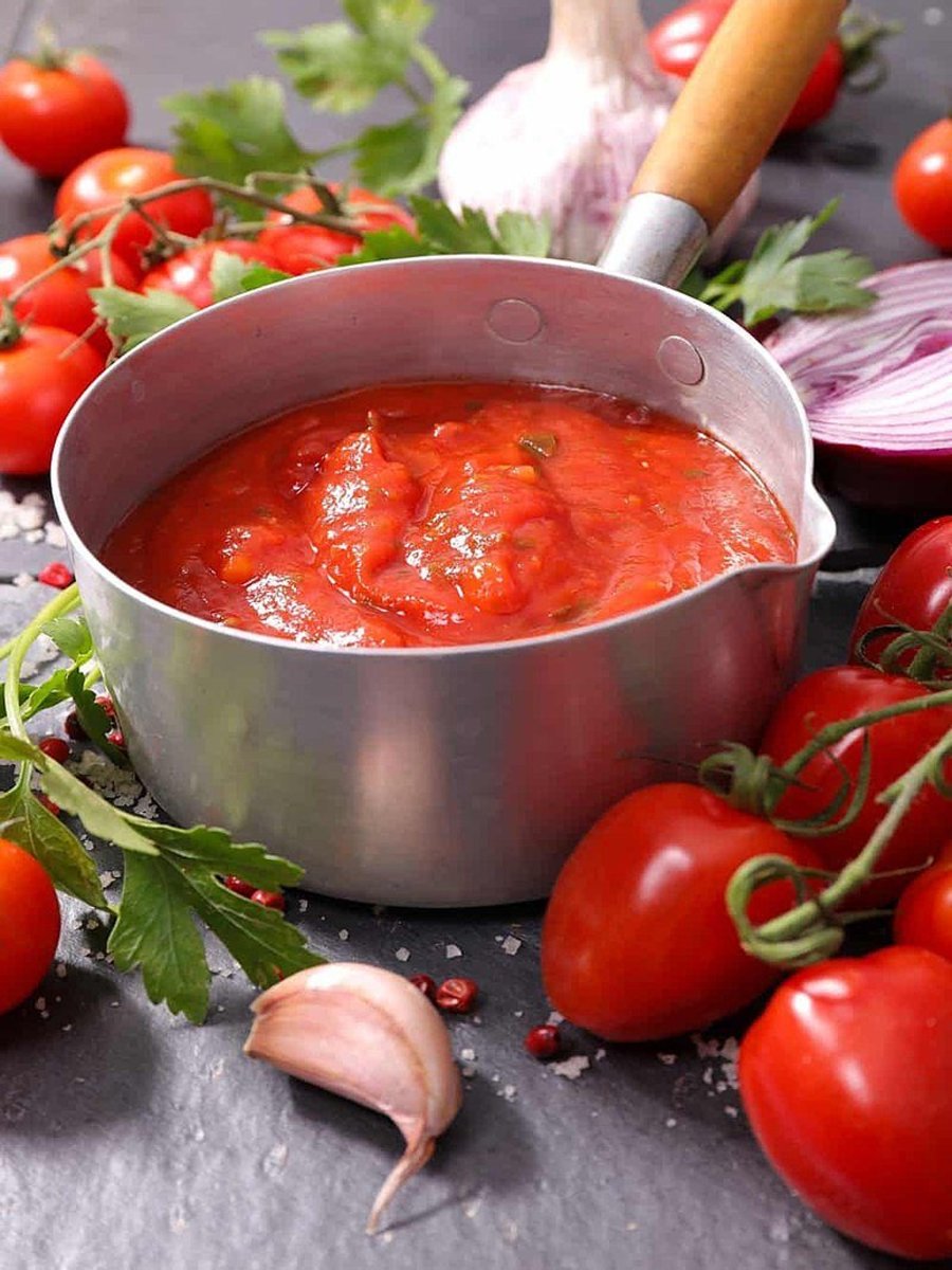 What Are the Best Tomato Varieties to Grow for Making Sauces?