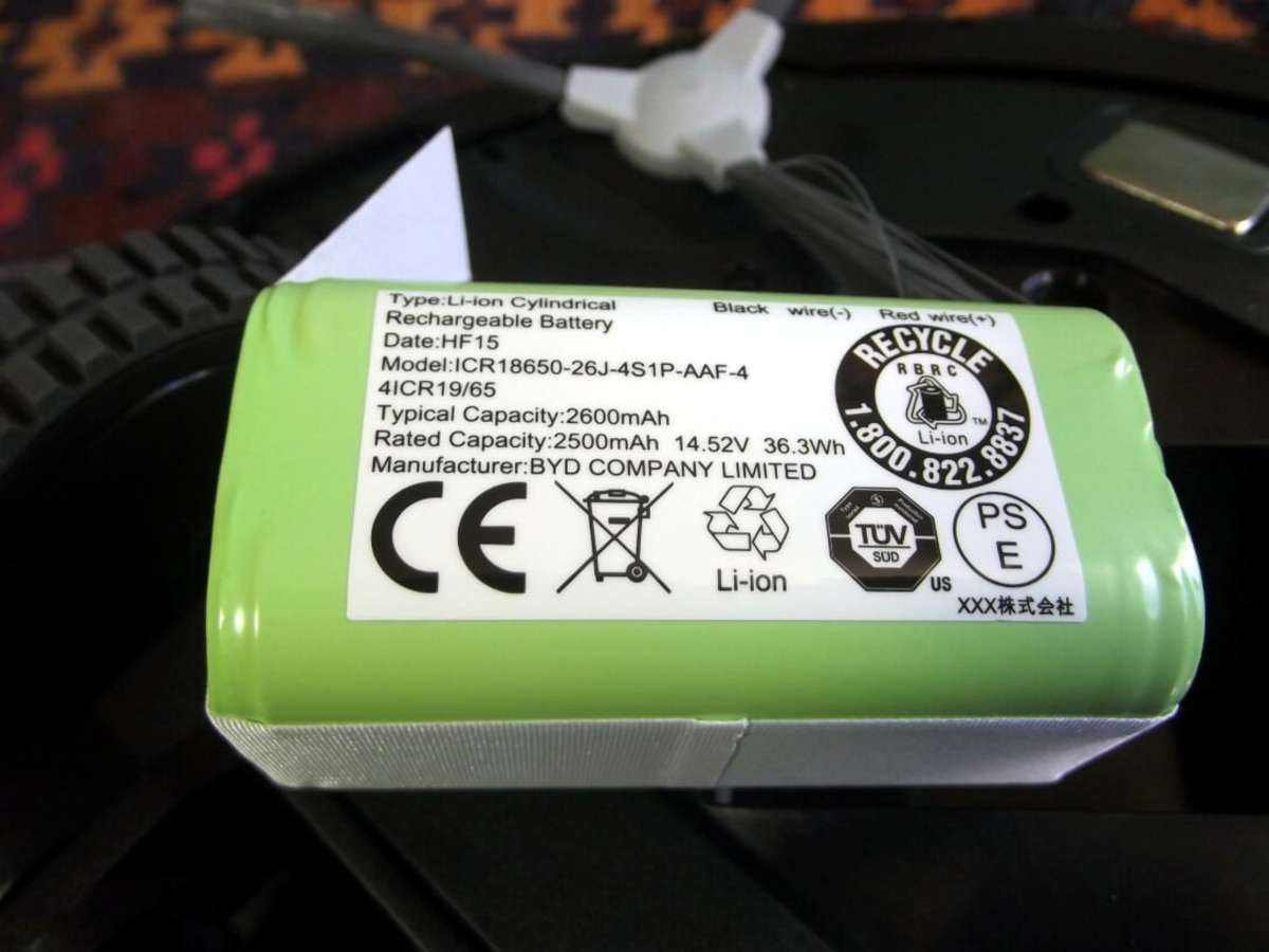 Lithium-ion battery used in Amarey A800 Robotic Vacuum Cleaner