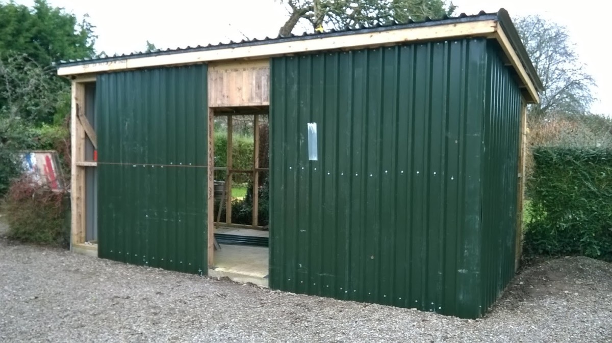 How To Build A Low-Maintenance Garden Storage Shed From Steel Cladding -  Dengarden